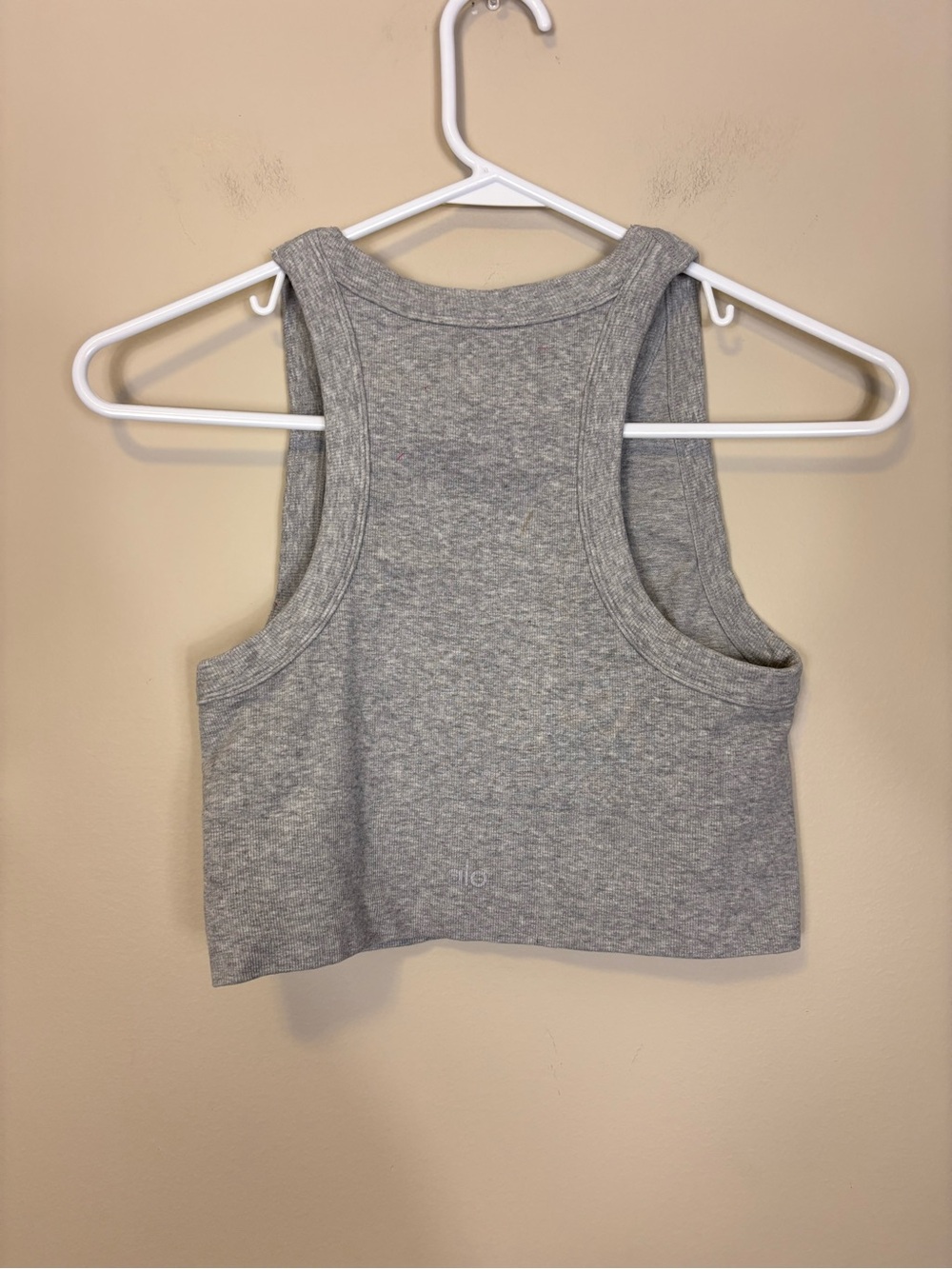 ALO Yoga Gray Cropped Tank - Ribbed Racerback Small - Picture 2 of 4
